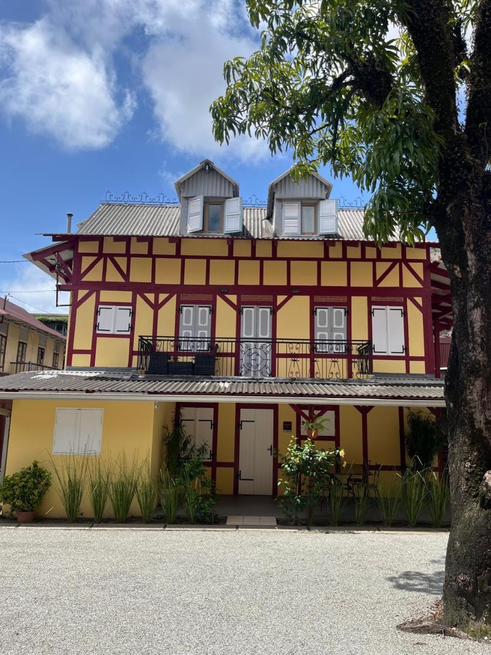 Eclipse Belle Etoile Appart'hôtel Cayenne Esterno foto